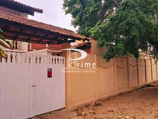 Casa com 460m² 4 quartos e 4 banheiros, à venda, no bairro Itacoatiara em Niterói