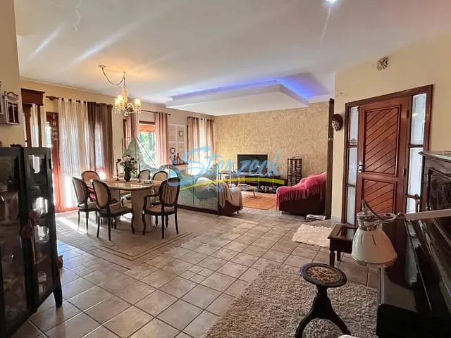 Casa com 893m² 4 quartos e 6 banheiros, para alugar, no bairro Marambaia em Vinhedo