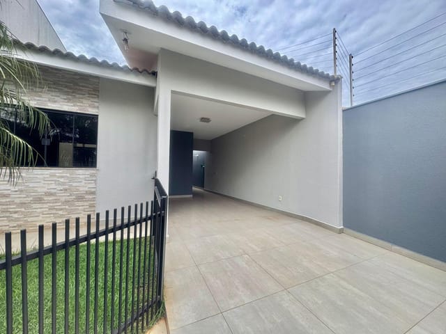 Foto do Casa - Casa locação, 2 Quartos, Sendo 1 Suíte. Residencial Ícaro, Maringá, PR | Villeman Imóveis