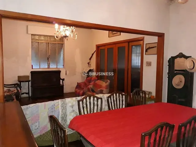 Casa com 250m² 3 quartos e 2 banheiros, à venda, no bairro Santa Paula em São Caetano do Sul