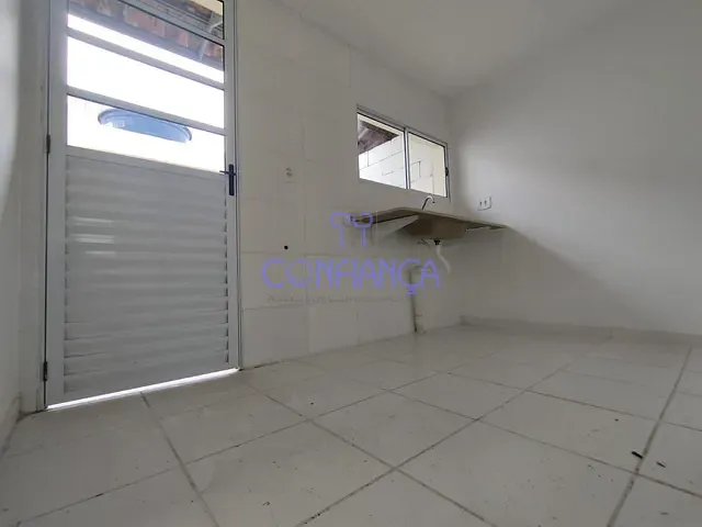 Casa 2 quartos e 1 banheiro, à venda, no bairro Guaratiba em Rio de Janeiro