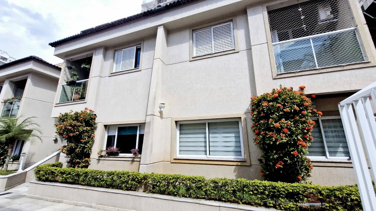 Casa no condomínio Villagio Di Florenza para venda com 3 quartos, sendo 3 suítes, 130m²