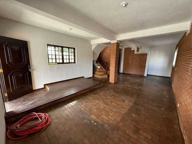 Casa com 395m² 3 quartos e 3 banheiros, à venda, no bairro PARQUE DAS NAÇÕES em Pindamonhangaba