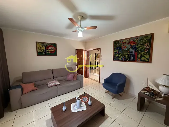 Casa com 400m² 3 quartos e 3 banheiros, à venda, no bairro Jardim Paraiso de Viracopos em Campinas
