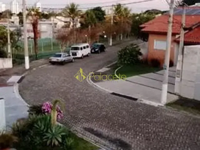 Casa 4 quartos e 4 banheiros, à venda, no bairro Jardim dos Estados em Taubaté