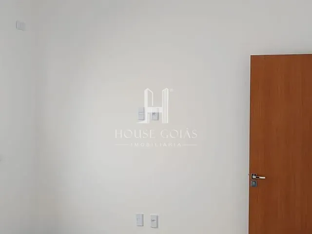 Casa com 180m² 3 quartos e 3 banheiros, à venda, no bairro Jardim Himalaia em Aparecida de Goiânia