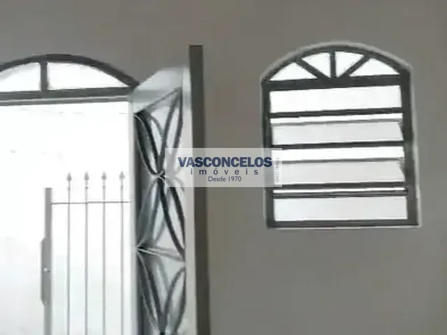 Casa com 40m² 1 quarto e 1 banheiro, para alugar, no bairro Jardim Bela Vista em São José dos Campos
