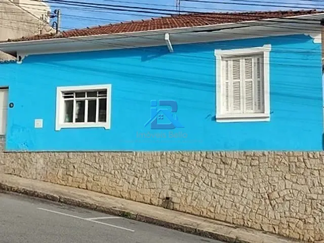 Casa com 215m² 3 quartos e 2 banheiros, à venda, no bairro Centro em Itatiba