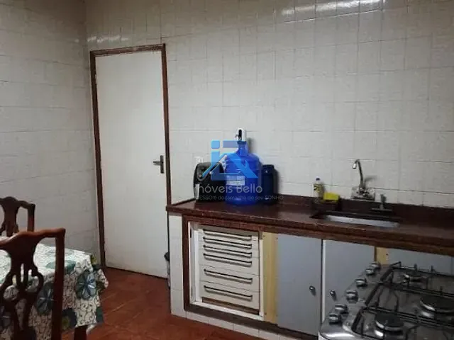 Casa com 215m² 3 quartos e 2 banheiros, à venda, no bairro Centro em Itatiba