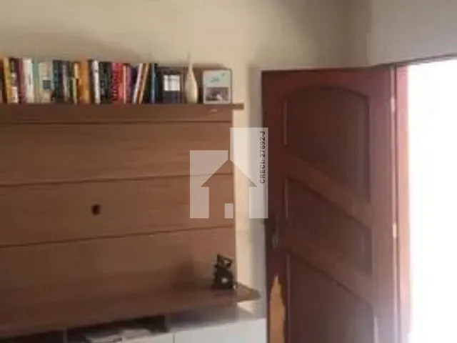 Casa com 257m² 2 quartos e 2 banheiros, à venda, no bairro Vila Marajó em Várzea Paulista
