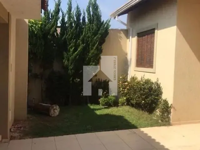 Casa com 257m² 2 quartos e 2 banheiros, à venda, no bairro Vila Marajó em Várzea Paulista