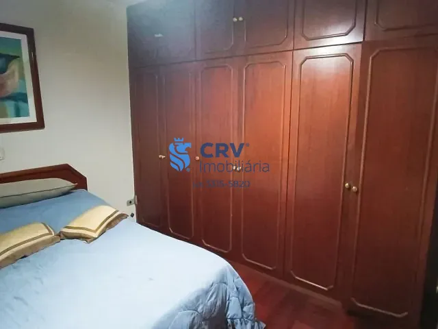Casa com 580m² 3 quartos e 3 banheiros, à venda, no bairro Vila Brasil em Londrina