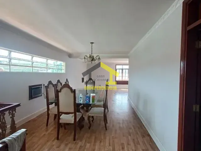 Casa com 611m² 5 quartos e 2 banheiros, para alugar, no bairro Vila Brasileira em Itatiba