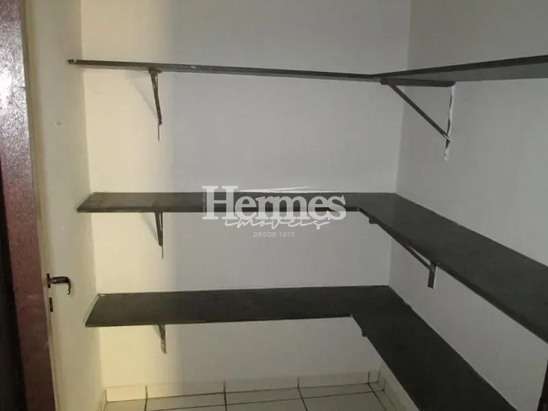 Casa, 3 quartos, 210 m² - Foto 13