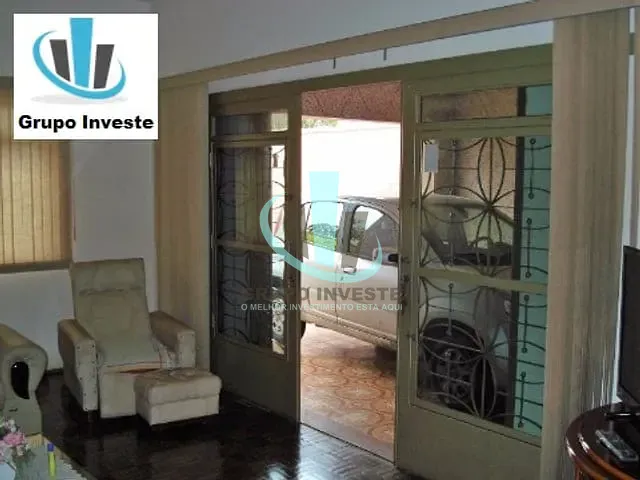 Casa com 492m² 4 quartos e 4 banheiros, à venda, no bairro CENTRO em ARARAQUARA