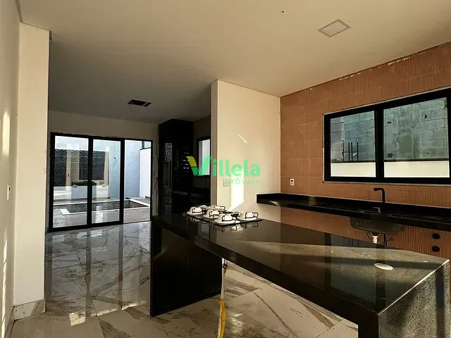 Casa com 321m², à venda, no bairro Aruã em Mogi das Cruzes