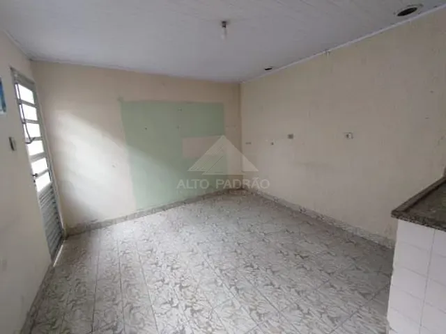 Casa com 285m² 4 quartos e 2 banheiros, à venda, no bairro Matriz em Mauá