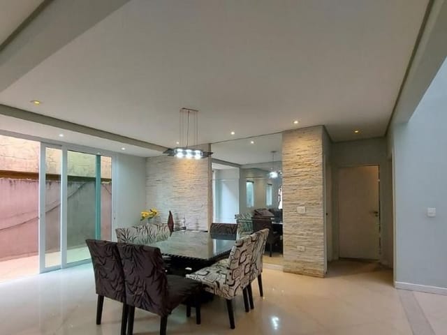 Casa com 500m² 4 quartos e 5 banheiros, à venda, no bairro Quitaúna em Osasco
