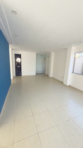 Casa 3 quartos e 1 banheiro, à venda, no bairro Lagoa em Macaé