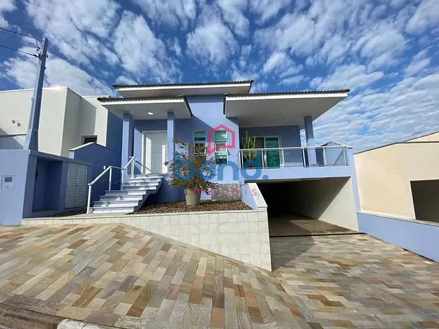 Casa 2 quartos e 4 banheiros, à venda, no bairro Jardim Julita em Porto Feliz