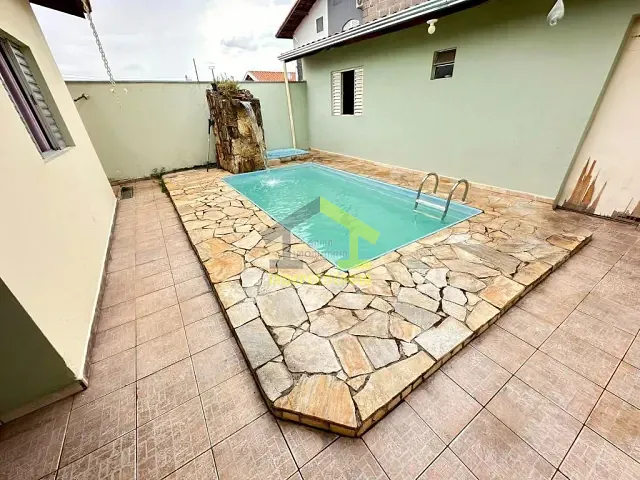 Casa com 250m² 3 quartos e 4 banheiros, à venda, no bairro Jardim Santa Filomena em Itatiba