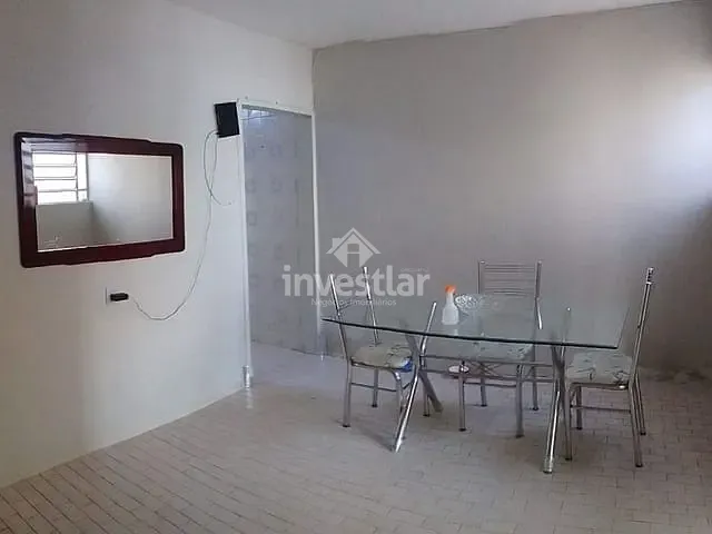 Casa com 200m² 3 quartos e 1 banheiro, à venda, no bairro Universitário em Campina Grande