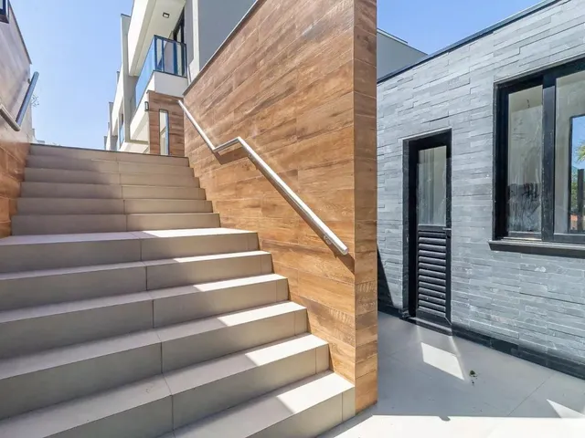 Casa com 193m² 3 quartos e 5 banheiros, à venda, no bairro Santo Inácio em Curitiba