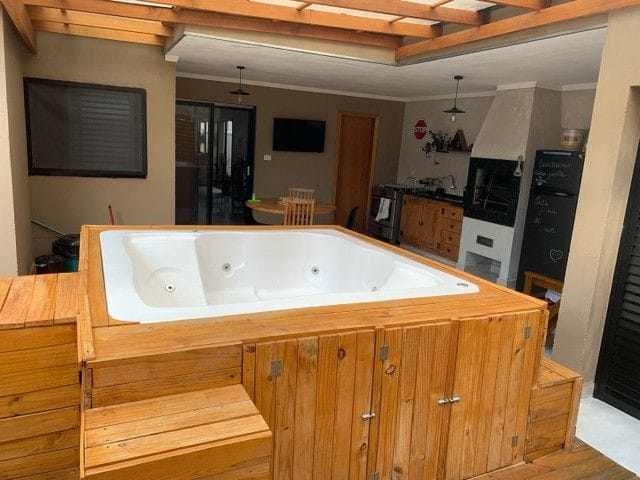Foto do Casa - Casa à venda 3 Quartos, 1 Suite, 2 Vagas, 250M², Villa Branca, Jacareí - SP | RUSSI IMÓVEIS