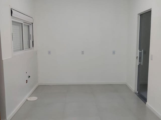 Casa 3 quartos e 1 banheiro, à venda, no bairro Laranjal em Pelotas