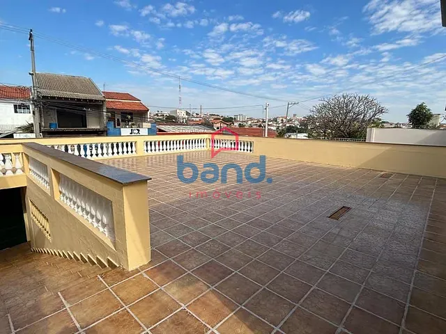 Casa à venda ou para alugar, no bairro Vila América em Porto Feliz