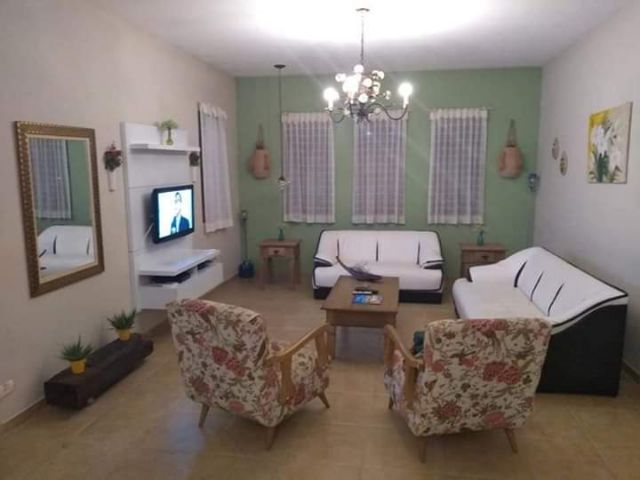 Casa com 500m² 3 quartos e 1 banheiro, à venda, no bairro Folha Seca em Ubatuba