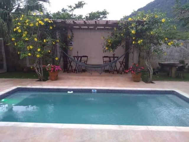 Casa com 500m² 3 quartos e 1 banheiro, à venda, no bairro Folha Seca em Ubatuba