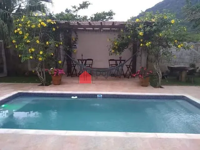 Casa com 500m² 3 quartos e 1 banheiro, à venda, no bairro Folha Seca em Ubatuba