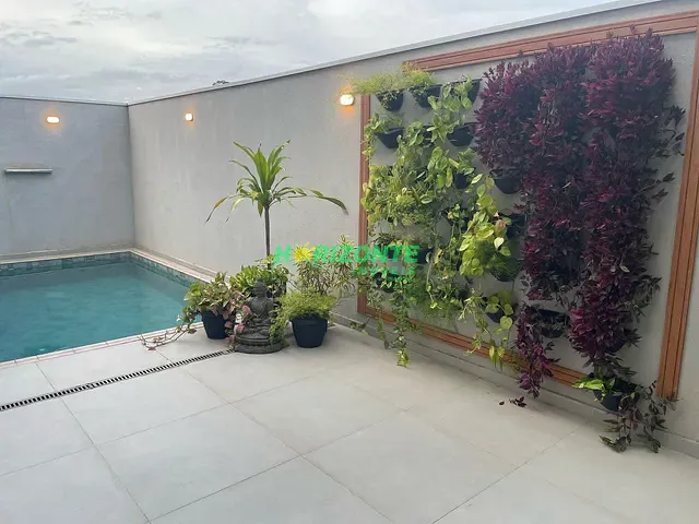 Casa com 250m² 3 quartos e 3 banheiros, à venda, no bairro Condomínio Residencial Mantiqueira em São José dos Campos