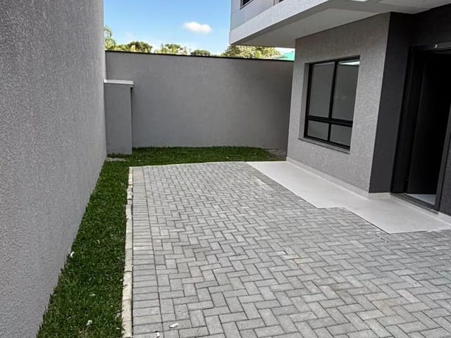 Casa 3 quartos e 3 banheiros, à venda, no bairro Campo Comprido em Curitiba