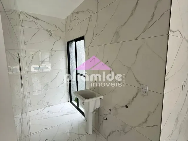 Casa com 195m² 3 quartos e 1 banheiro, à venda, no bairro Vila São Paulo em Mogi Das Cruzes