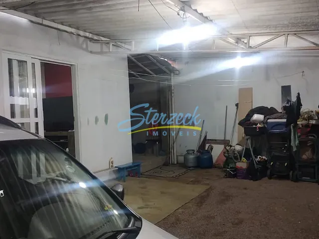 Casa com 200m² 2 quartos e 1 banheiro, à venda, no bairro Capela em Vinhedo