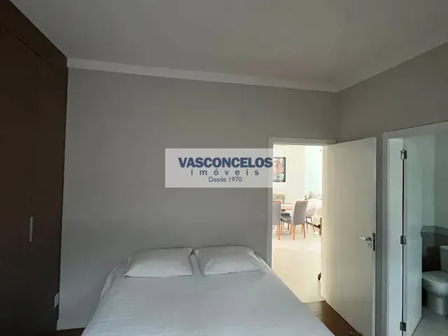 Casa com 250m² 3 quartos e 4 banheiros, à venda, no bairro Loteamento Floresta em São José dos Campos