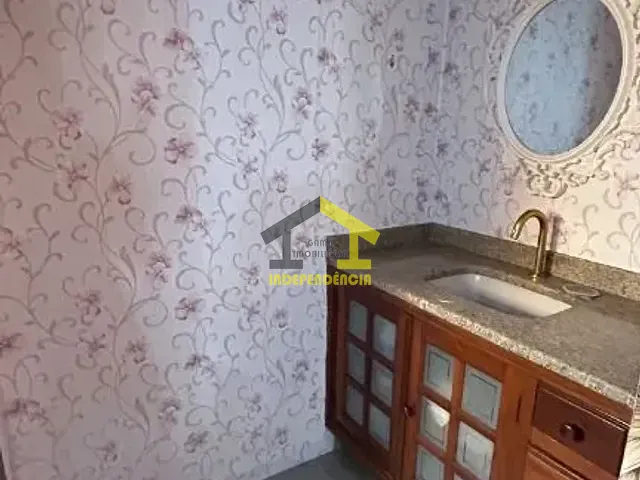Casa com 250m² 3 quartos e 2 banheiros, à venda, no bairro Jardim México em Itatiba