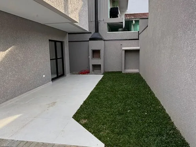 Casa 3 quartos e 3 banheiros, à venda, no bairro Cidade Industrial em Curitiba