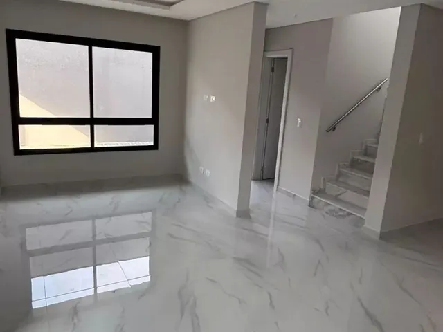 Casa 3 quartos e 3 banheiros, à venda, no bairro Cidade Industrial em Curitiba