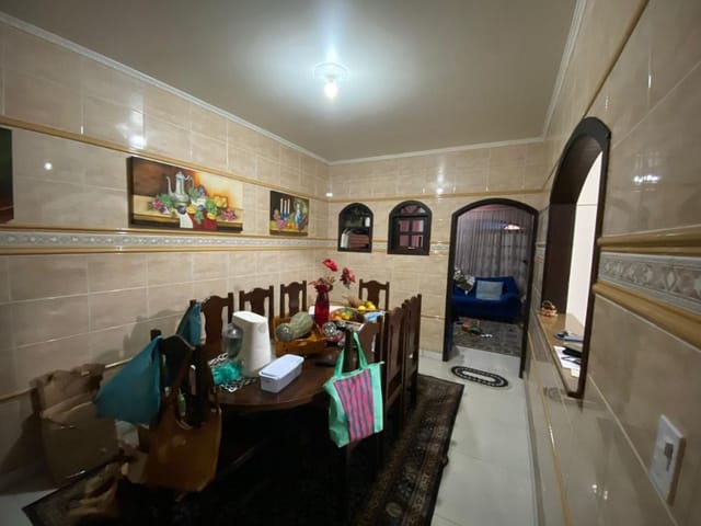 Casa com 250m² 2 quartos e 2 banheiros, à venda, no bairro Jardim do Engenho em Cotia