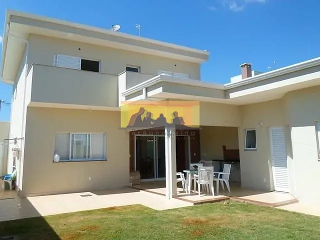 Casa com 300m² 4 quartos e 6 banheiros, à venda, no bairro Parque Brasil 500 em Paulínia