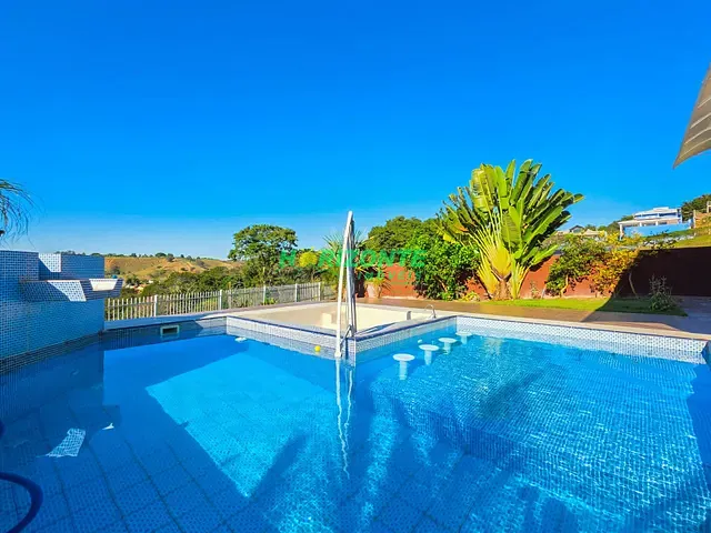 Casa com 1300m² 3 quartos e 4 banheiros, à venda, no bairro Mirante do Vale em Jacareí