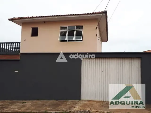Sobrado com 224m² 4 quartos e 3 banheiros, à venda, no bairro Uvaranas em Ponta Grossa