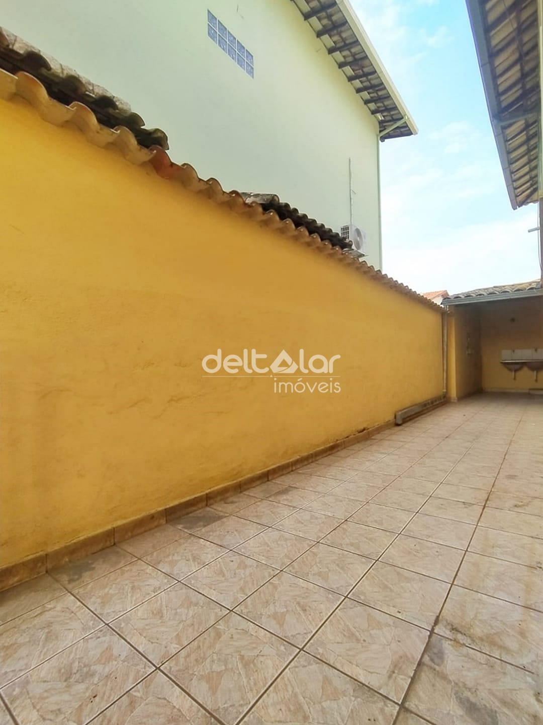 Casa para alugar com 2 quartos, 65m² - Foto 4