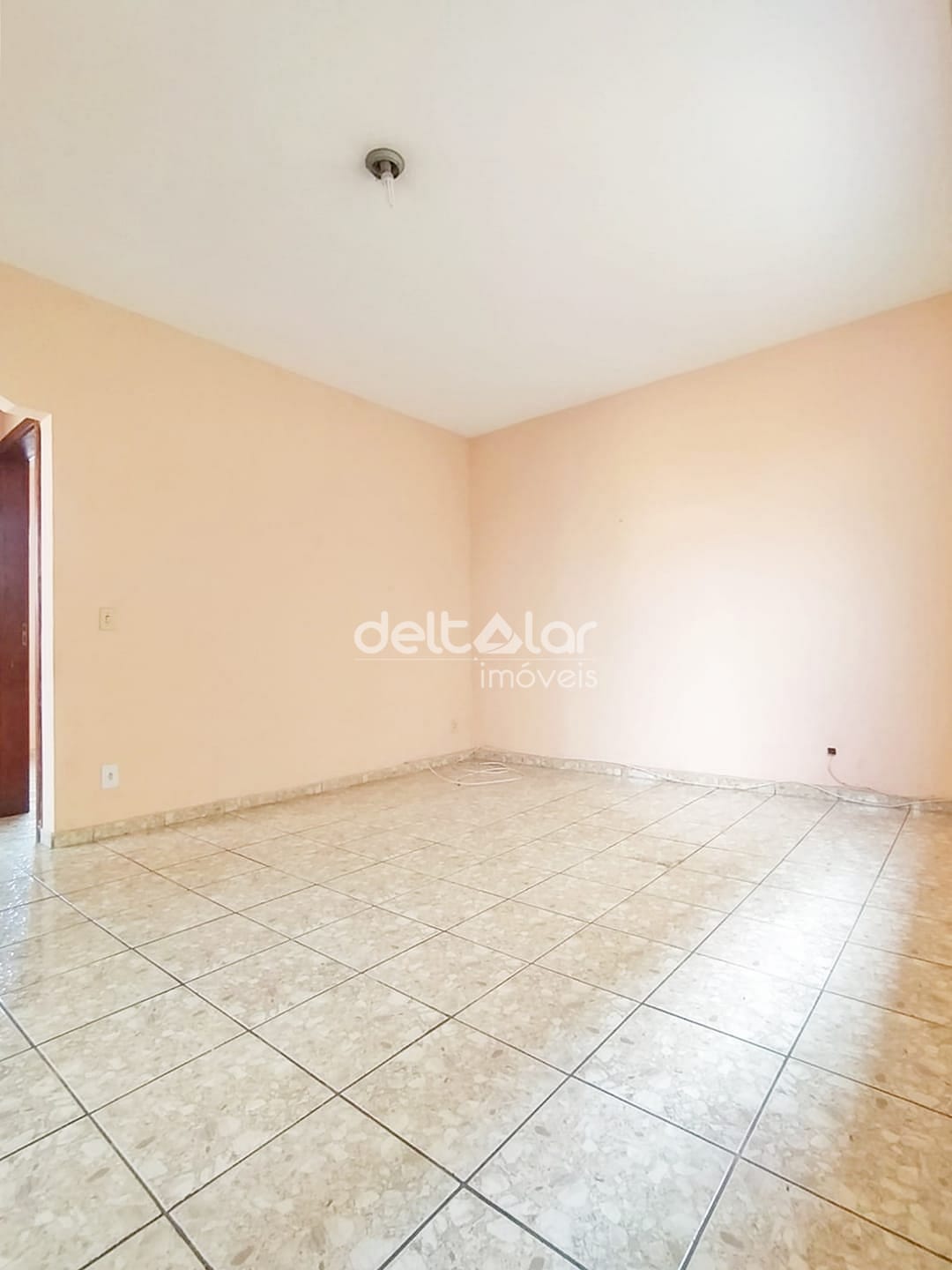 Casa para alugar com 2 quartos, 65m² - Foto 10