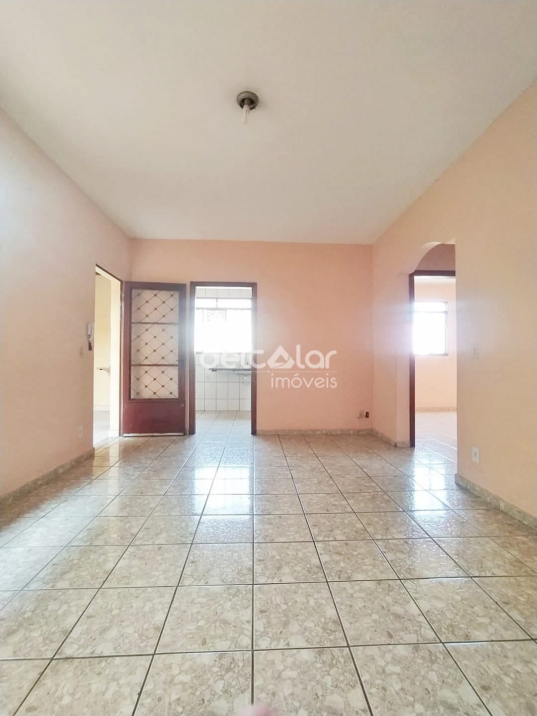 Casa para alugar com 2 quartos, 65m² - Foto 12