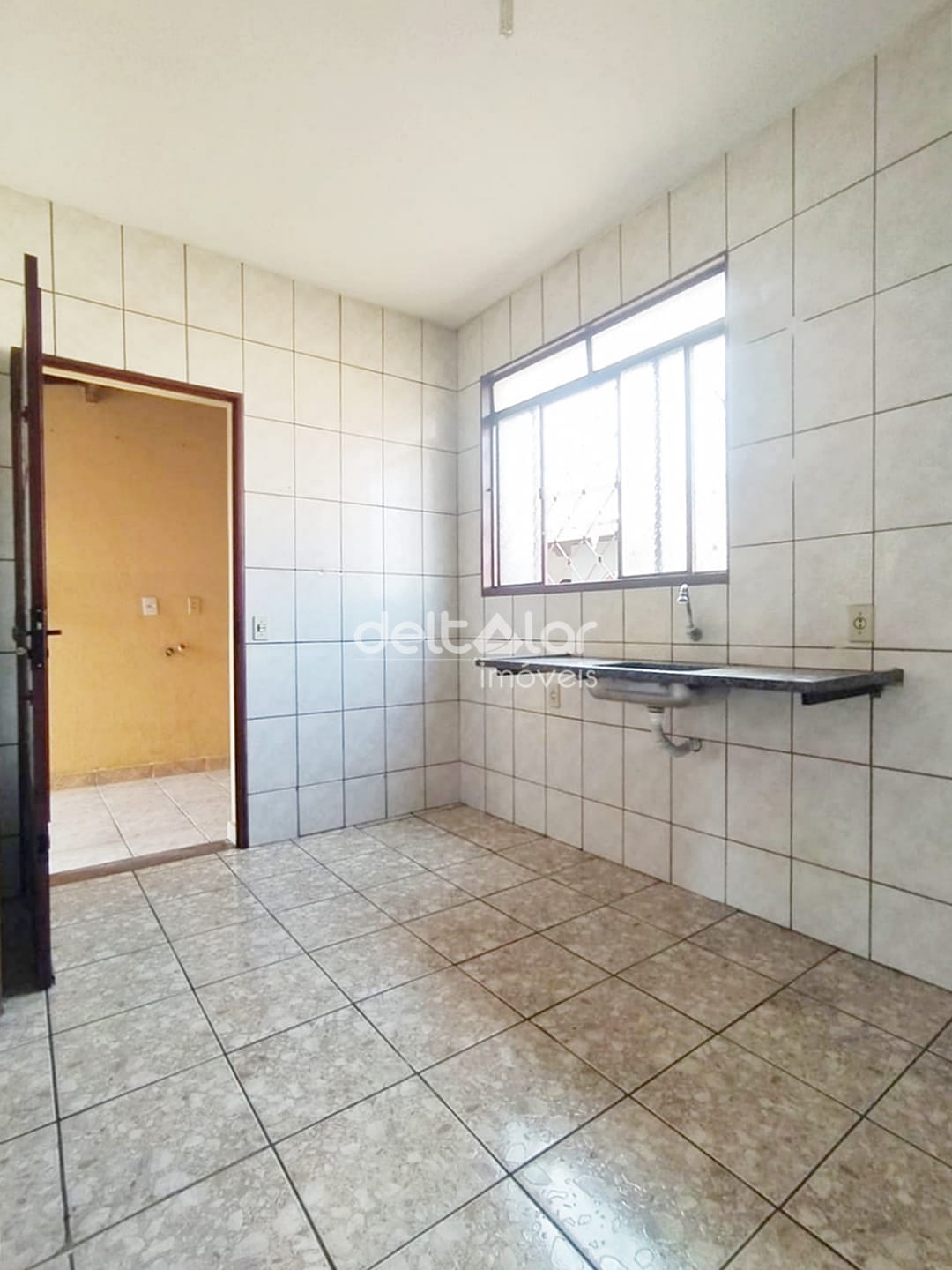 Casa para alugar com 2 quartos, 65m² - Foto 13