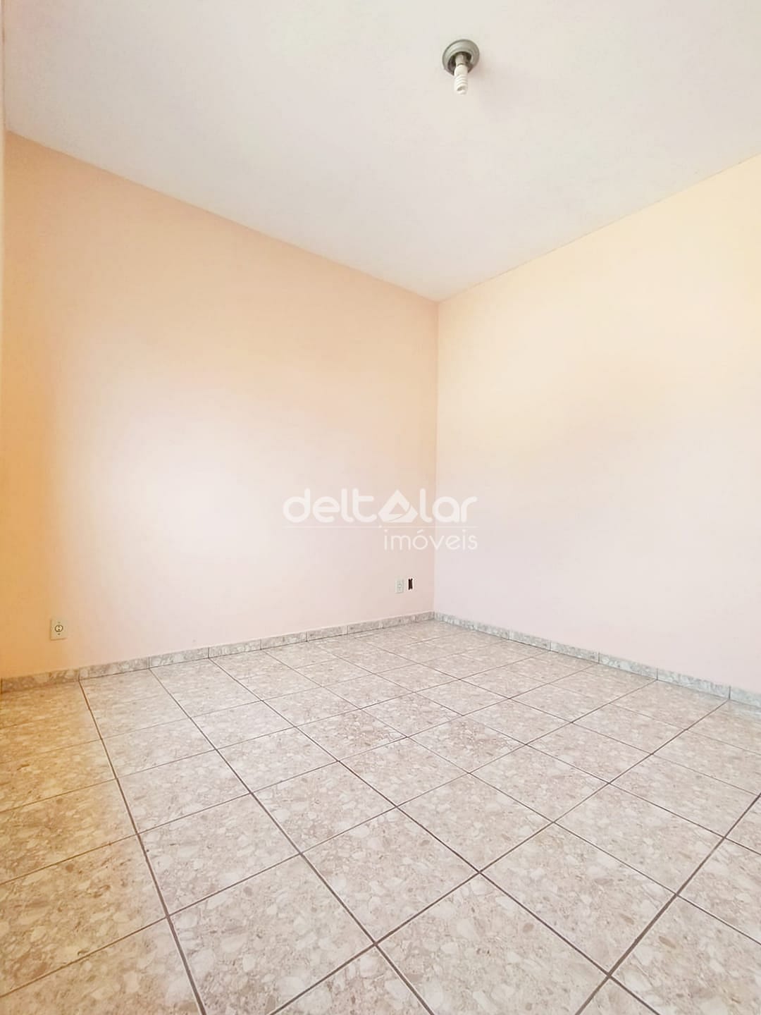 Casa para alugar com 2 quartos, 65m² - Foto 22